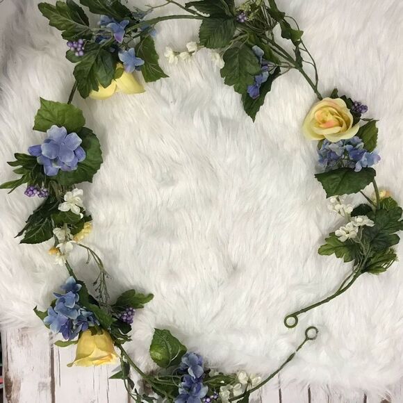 Faux Floral Flowers Silk Garland‎ - Picture 1 of 11